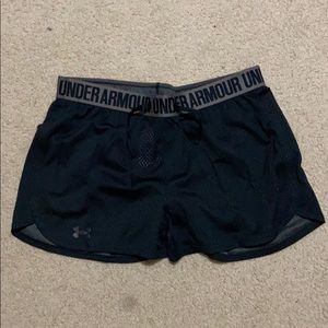 Women Under Armor Mesh Shorts